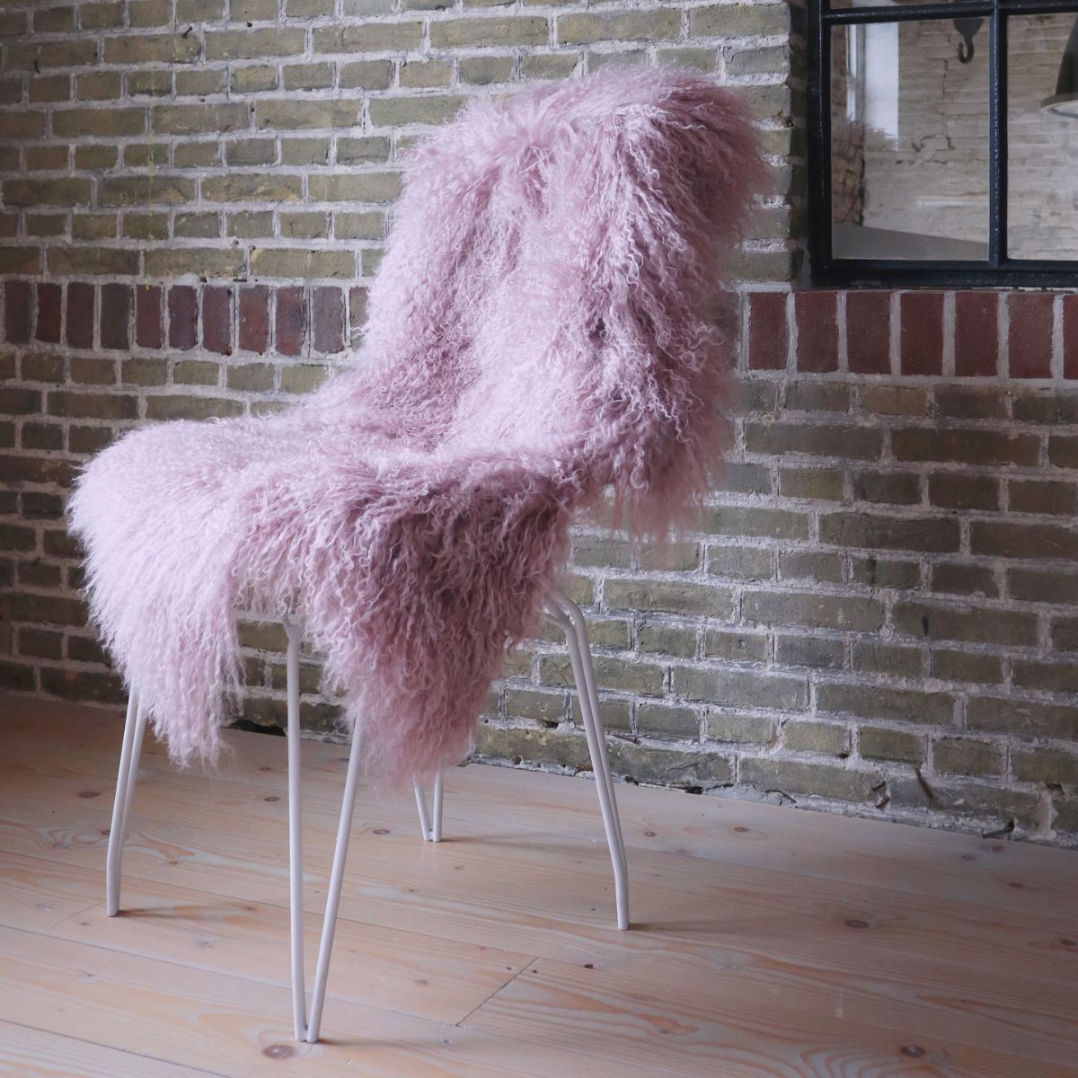 Blana naturala de oaie Tibetana, 90x110 cm, culoare Roz, 1, hectarul.ro