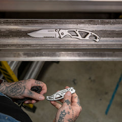 Cutit de buzunar EDC (everyday carry), pliabil ,lama zimtata, GERBER, Paraframe