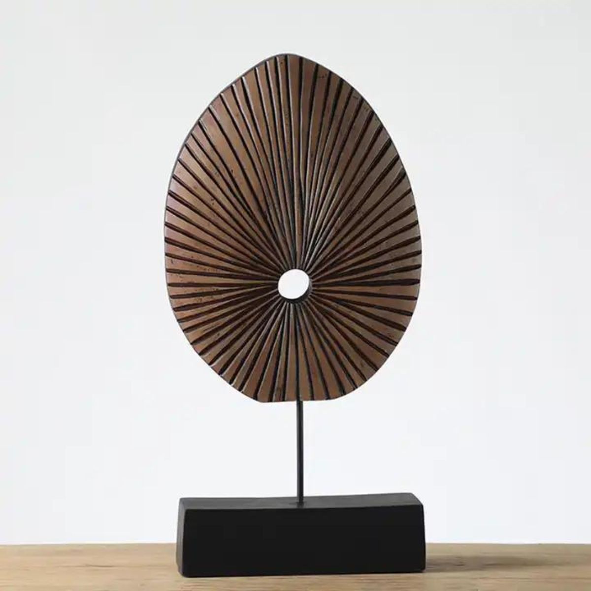 Decoratiune maro din polirasina 62 cm Yazhi, 1, hectarul.ro