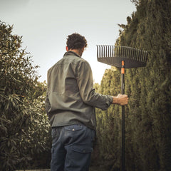 Grebla pentru frunze Fiskars Solid L, 175 cm, 500 g