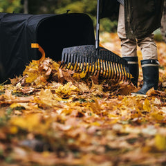 Grebla pentru frunze Fiskars Solid L, 175 cm, 500 g