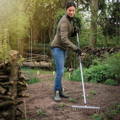 Grebla pentru sol Fiskars Ergonomic, 1540 mm, 700 g