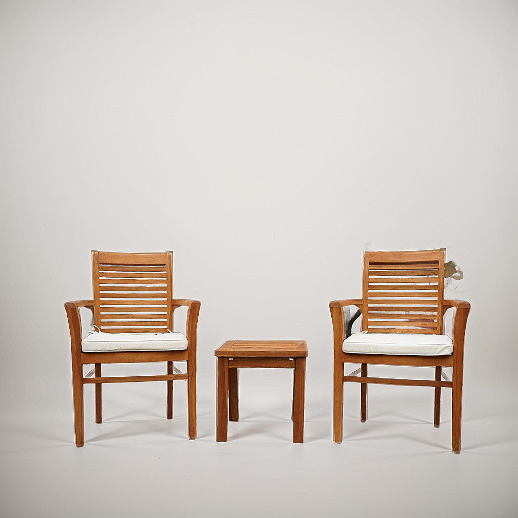 Set 3 piese Leon din lemn masiv de tec compus din 2 scaune si masuta de cafea de culoare maro natur cu perne inclse, 1, hectarul.ro