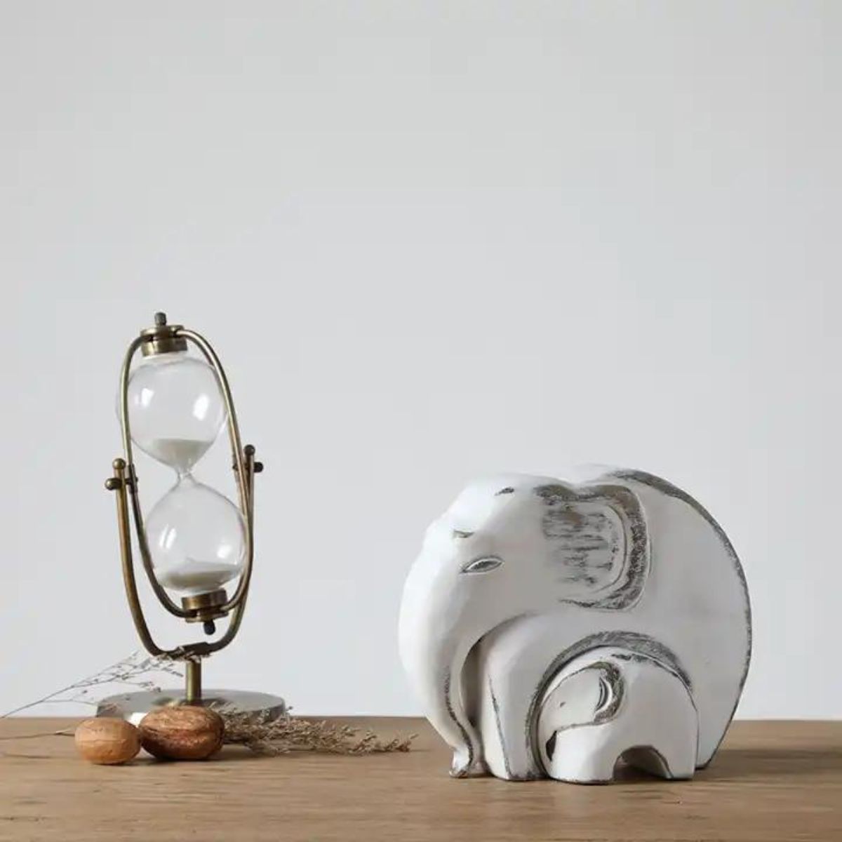 Set de 2 decoratiuni elefanti albi din polirasina 17.5 cm Yazhi, 1, hectarul.ro