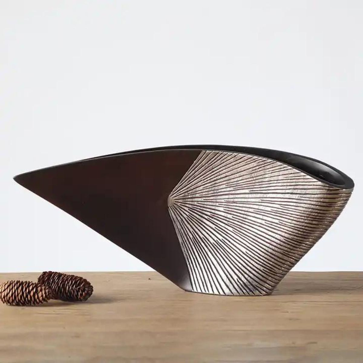 Vaza maro din polirasina 22 cm Yazhi, 1, hectarul.ro