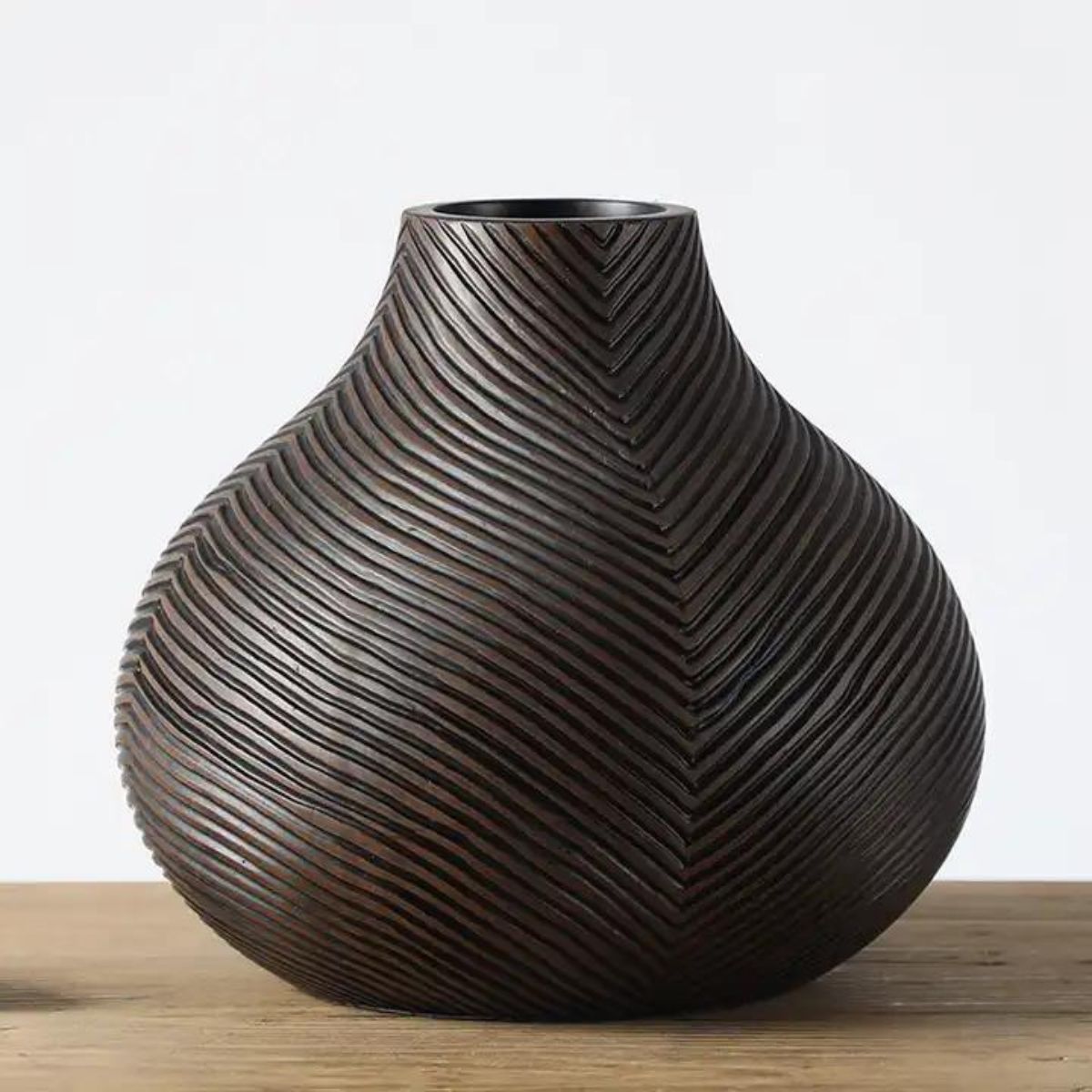 Vaza maro din polirasina 27 cm Yazhi, 1, hectarul.ro