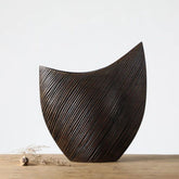 Hectarul - Vaza maro din polirasina 40.5 cm Yazhi