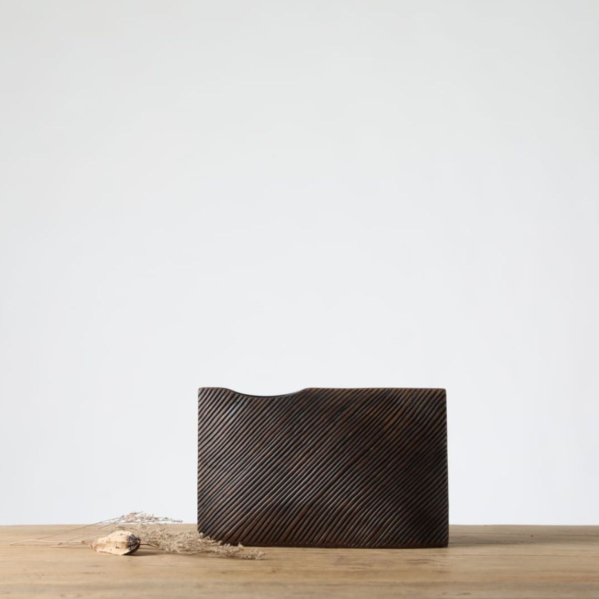 Vaza maro din polirasina maro 21 cm Yazhi, 1, hectarul.ro