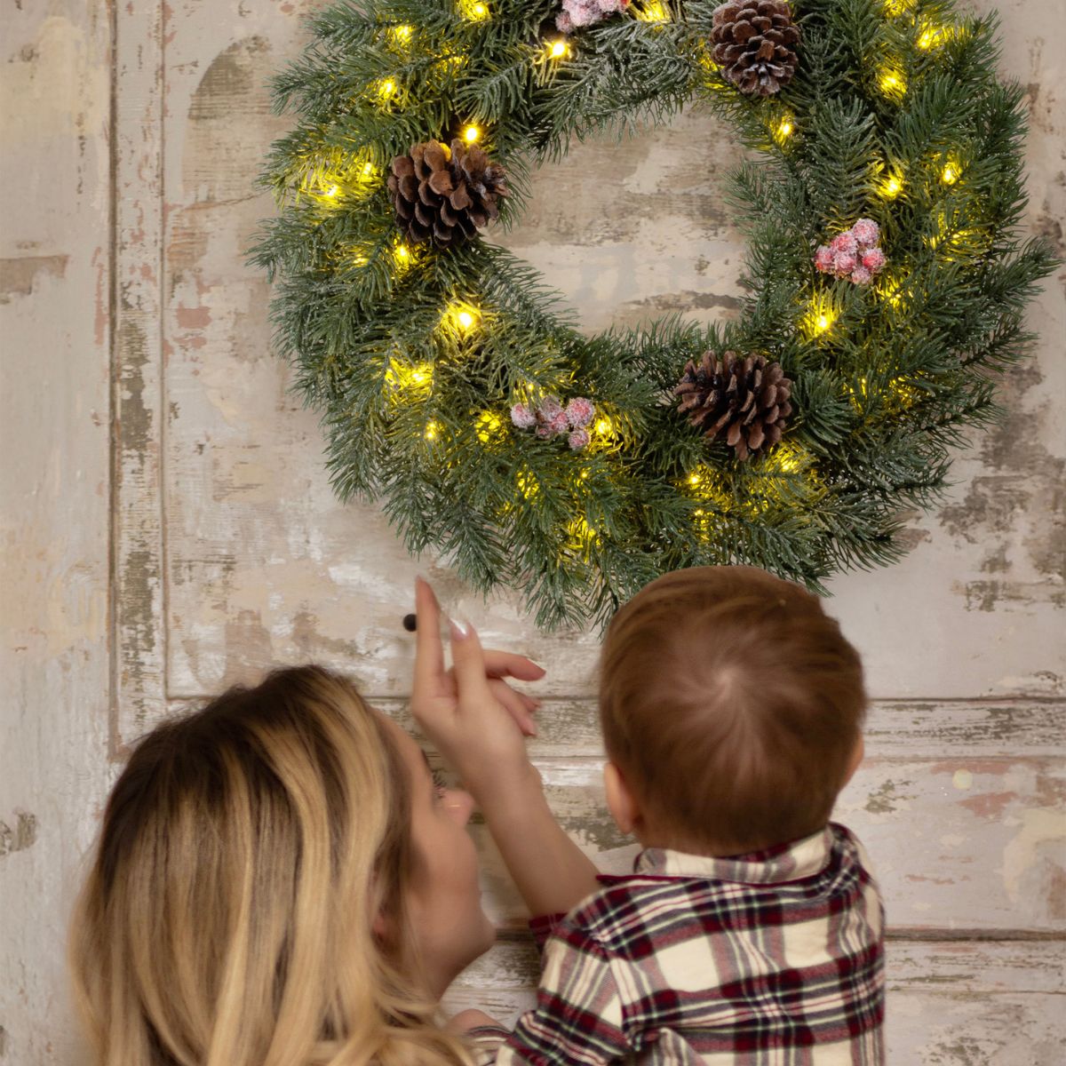 Coronita luminoasa de Craciun Ø40 cm cu 48 LED-uri, Brad nins cu conuri si bobite - MagicHome, 3, hectarul.ro