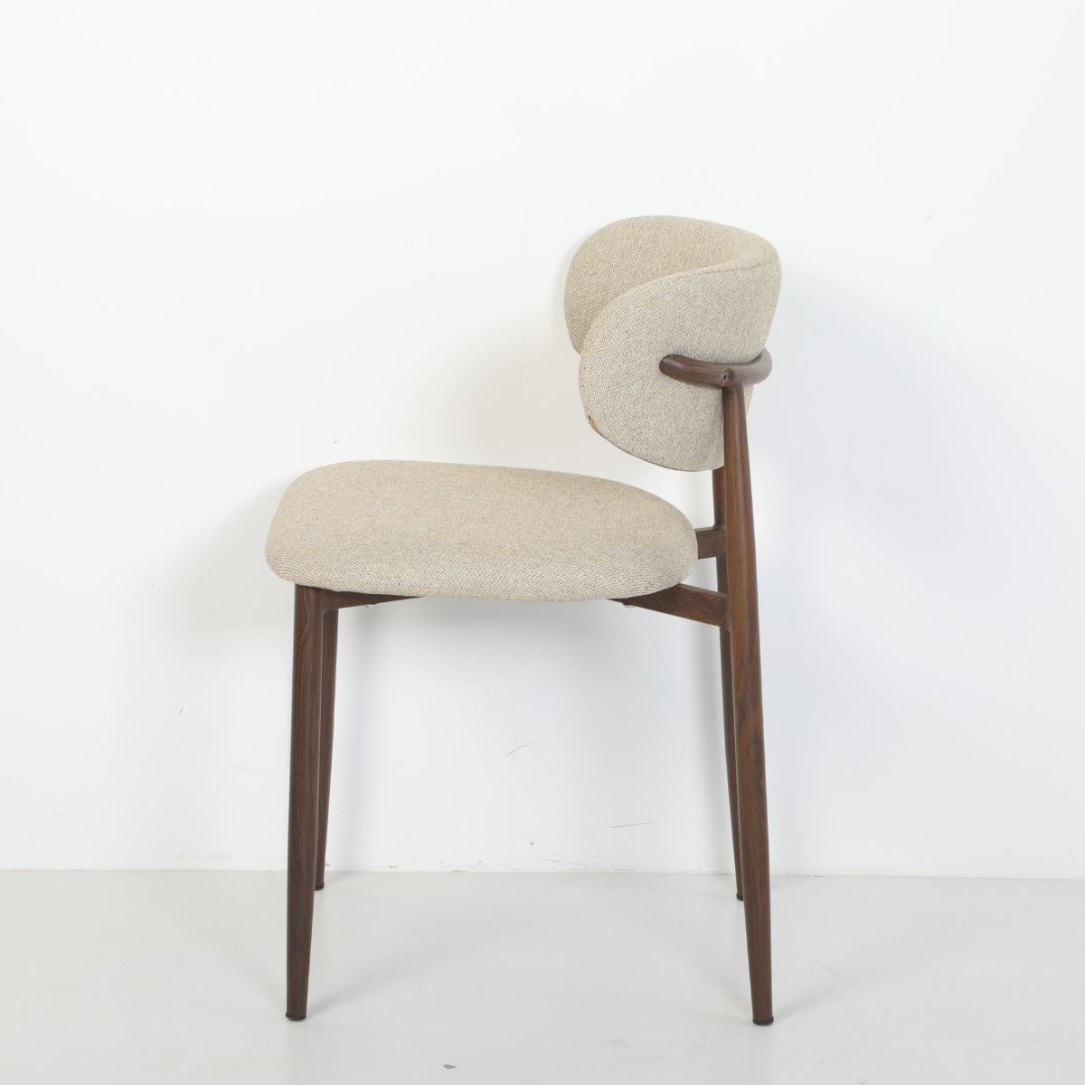 Scaun dining Classic Ote bej, textil, cu picioare metalice cu aspect lemn, 11, hectarul.ro