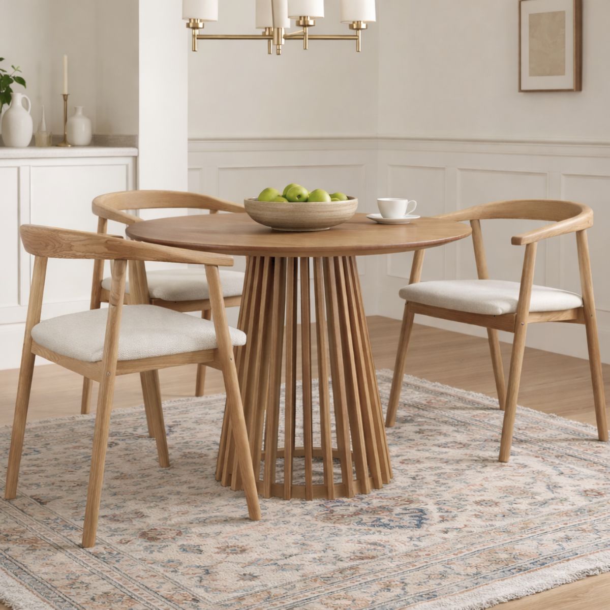 Scaun dining Lund Boucler crem, textil, cu picioare din lemn de frasin cu aspect stejar, 2, hectarul.ro
