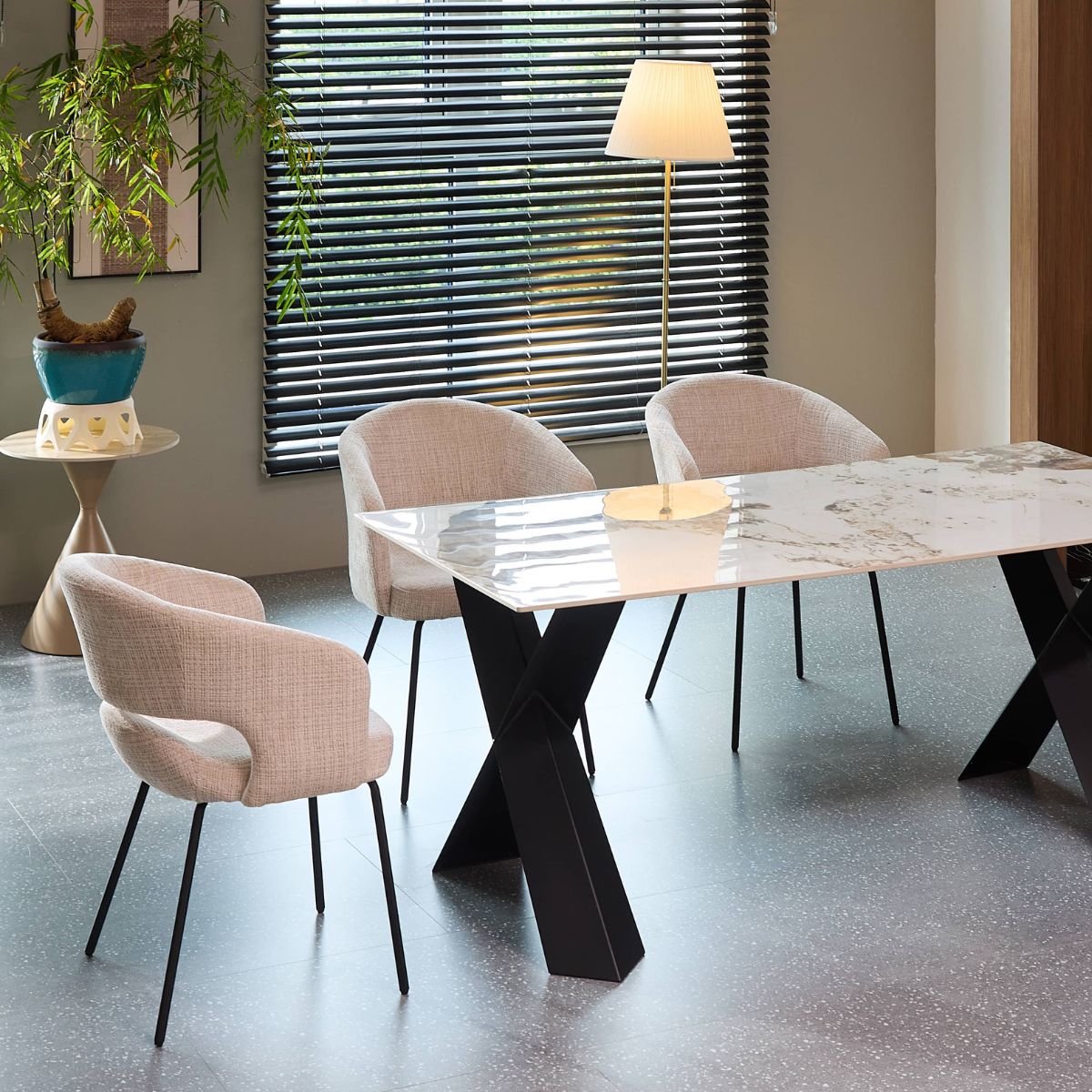 Scaun living/dining Myrene, bej, material textil si cadru metalic, 6, hectarul.ro