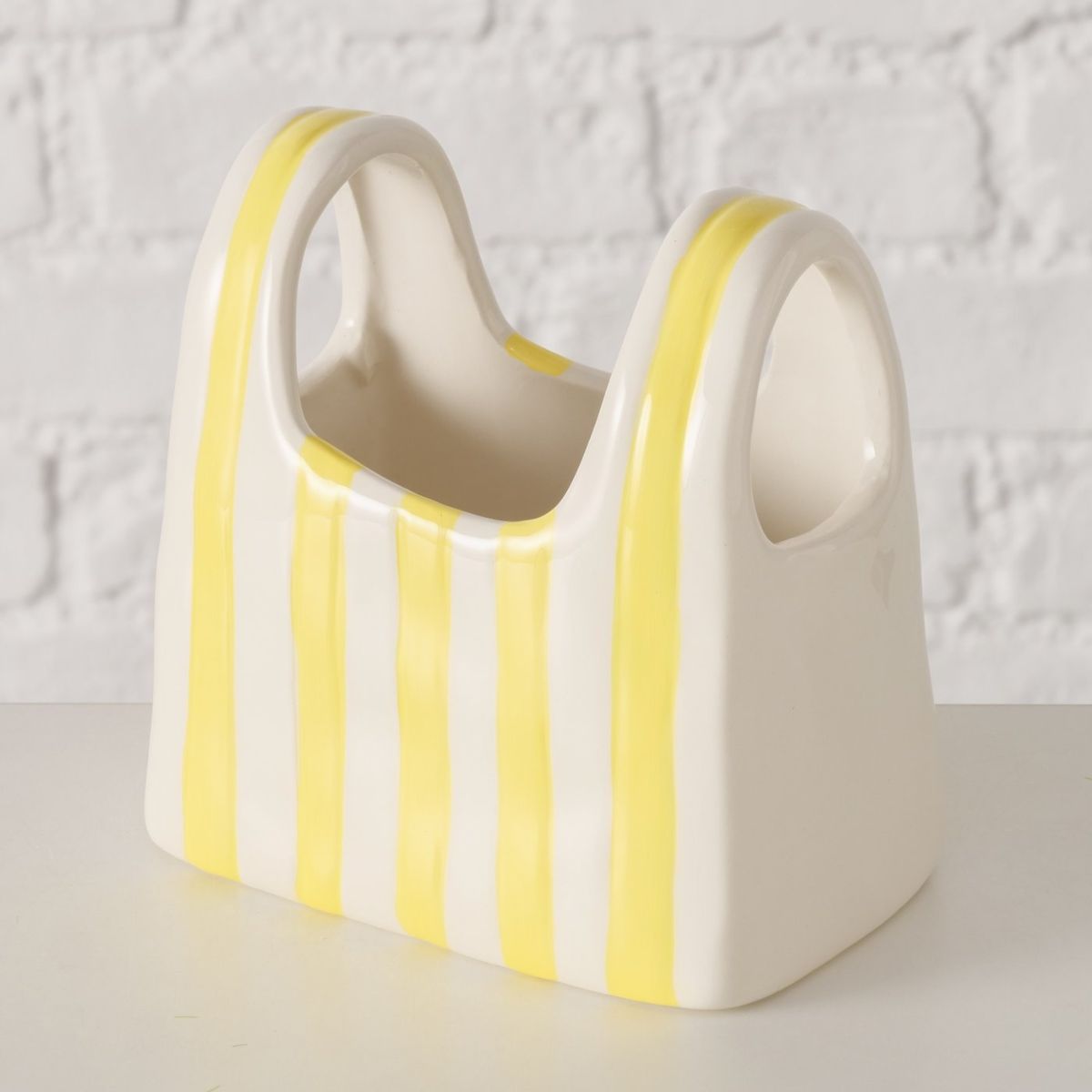 Vaza ceramica Nuvia Boltze in forma de sacosa, alb-galben, 13 x 13 cm, 4, hectarul.ro