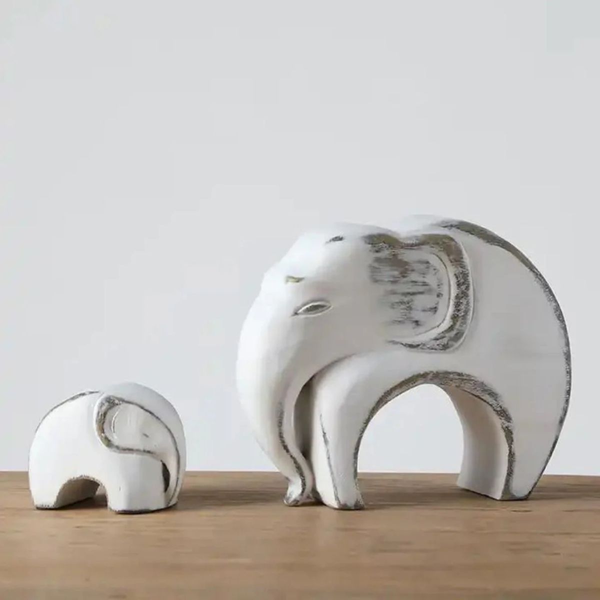 Set de 2 decoratiuni elefanti albi din polirasina 21.5 cm Yazhi, 2, hectarul.ro