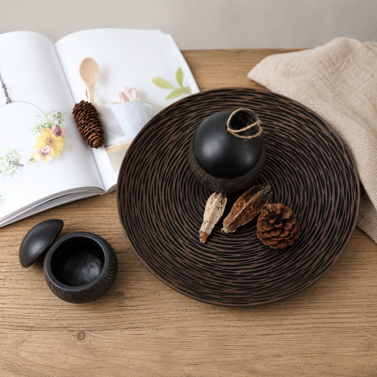 Platou decorativ din polirasina 39 cm Spiral Yazhi, 4, hectarul.ro