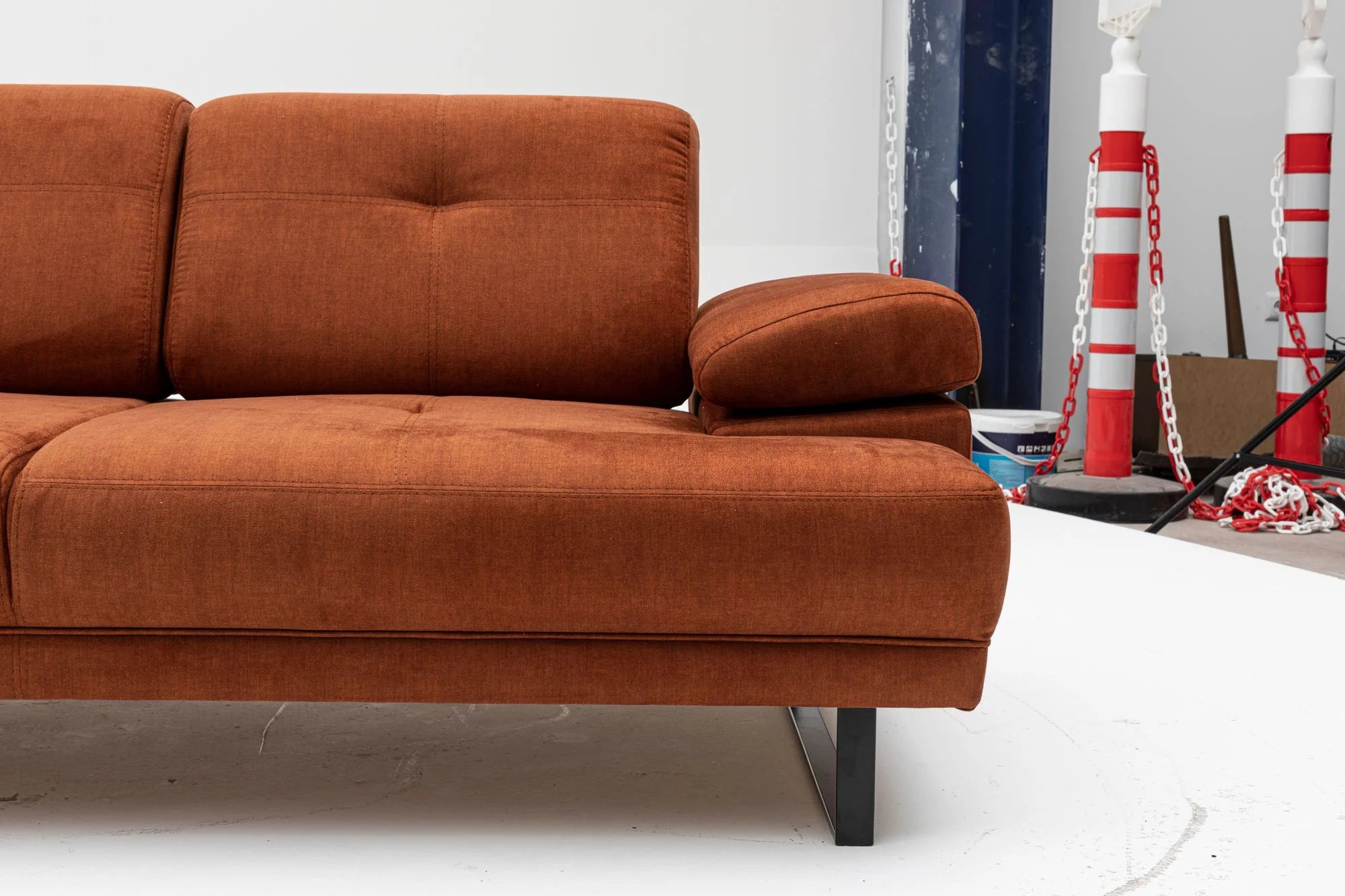 Canapea extensibila cu 2 locuri Mustang - Orange