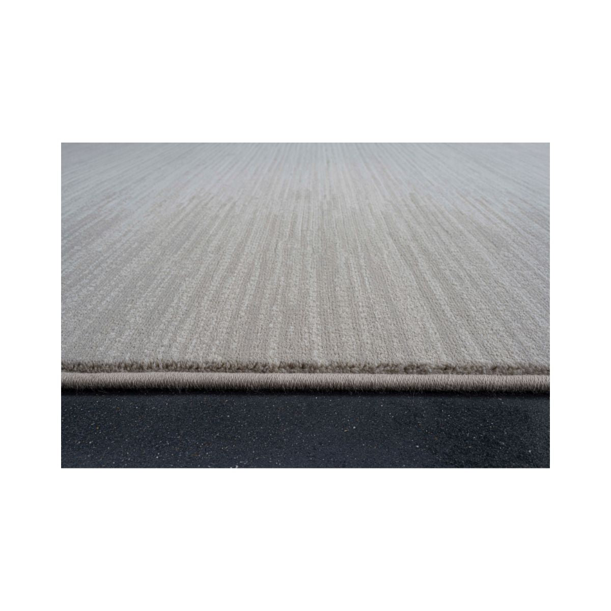 Covor crem din polipropilenă Argentum 63856 Ragolle 200x290