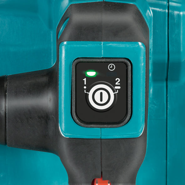 Fierastrau cu lant Makita livrat cu acumulatori LXT 18V