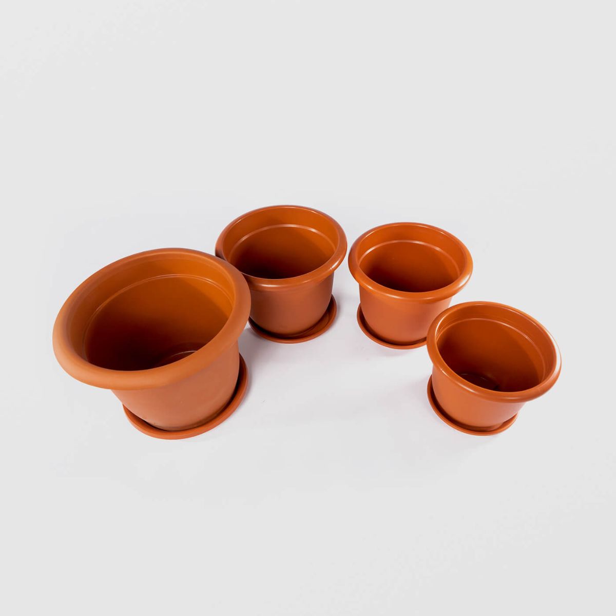 Ghiveci cu Tava STERK, 23X22 cm, Plastic Maro, nr.10