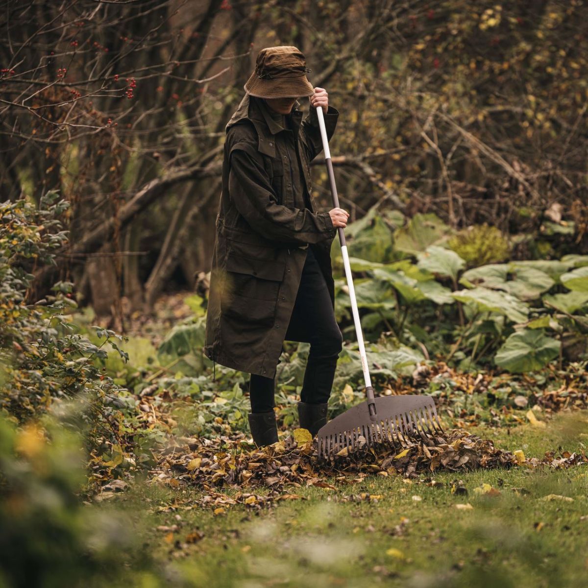 Grebla pentru frunze, Fiskars Light, 1720 mm, 590 g, 2, hectarul.ro