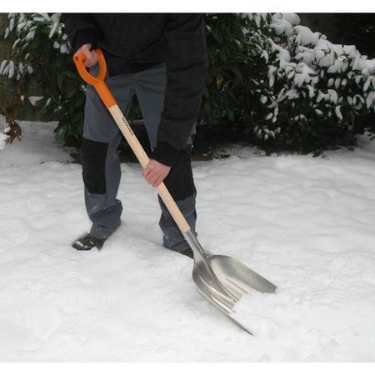 Lopata pentru cereale si zapada Fiskars, 1270 mm, 1400 g, 3, hectarul.ro