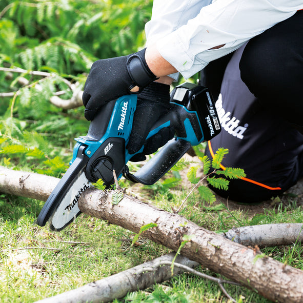 Mini-fierastrau cu lant Makita LXT 18V, 10 cm, livrat cu un acumulator 3.0Ah