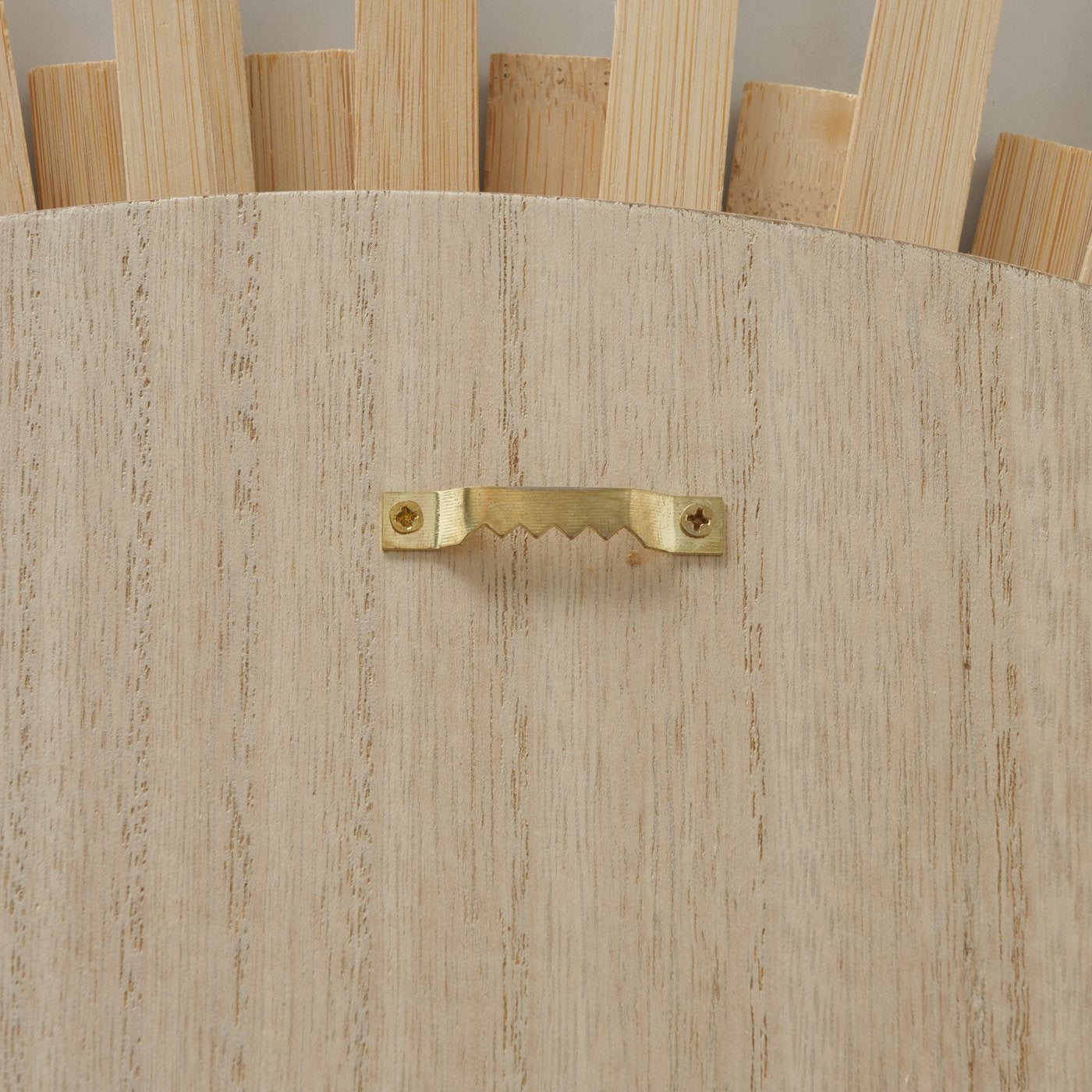 Oglinda de perete, bej, din lemn, diametru 75 cm, Akira Boltze, 4, hectarul.ro