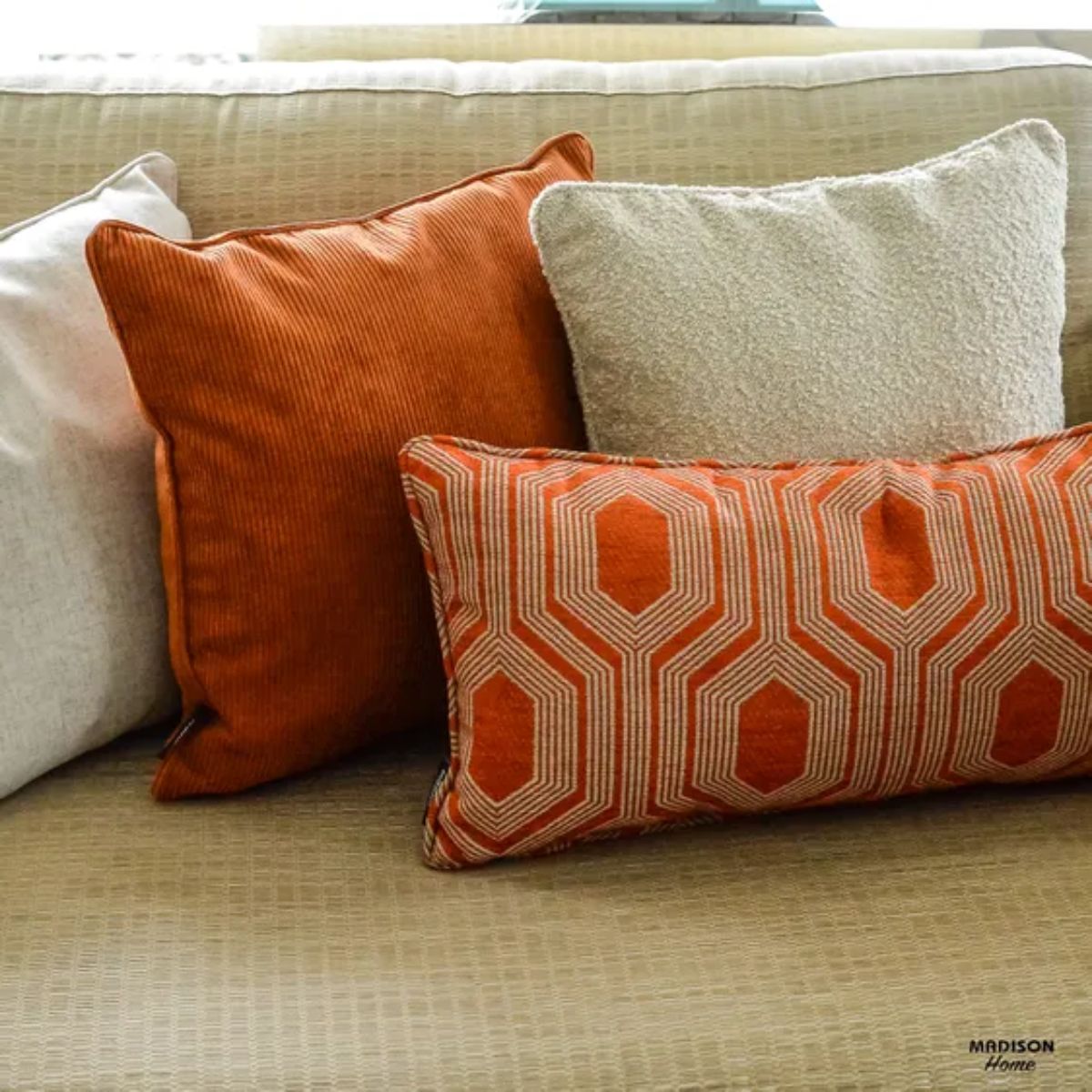 Perna decorativa portocaliu terra 45x45 cm Cosa Madison, 4, hectarul.ro