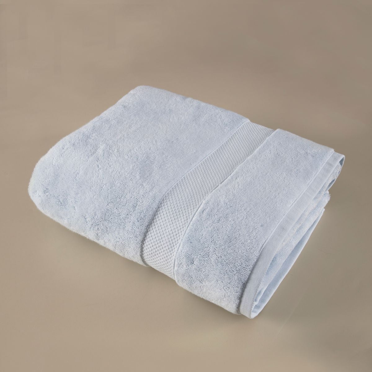 Prosop de baie din bumbac 100%, 41x76 cm, Densitate 650 gr/m,  Maisonette Loft, bleu celeste