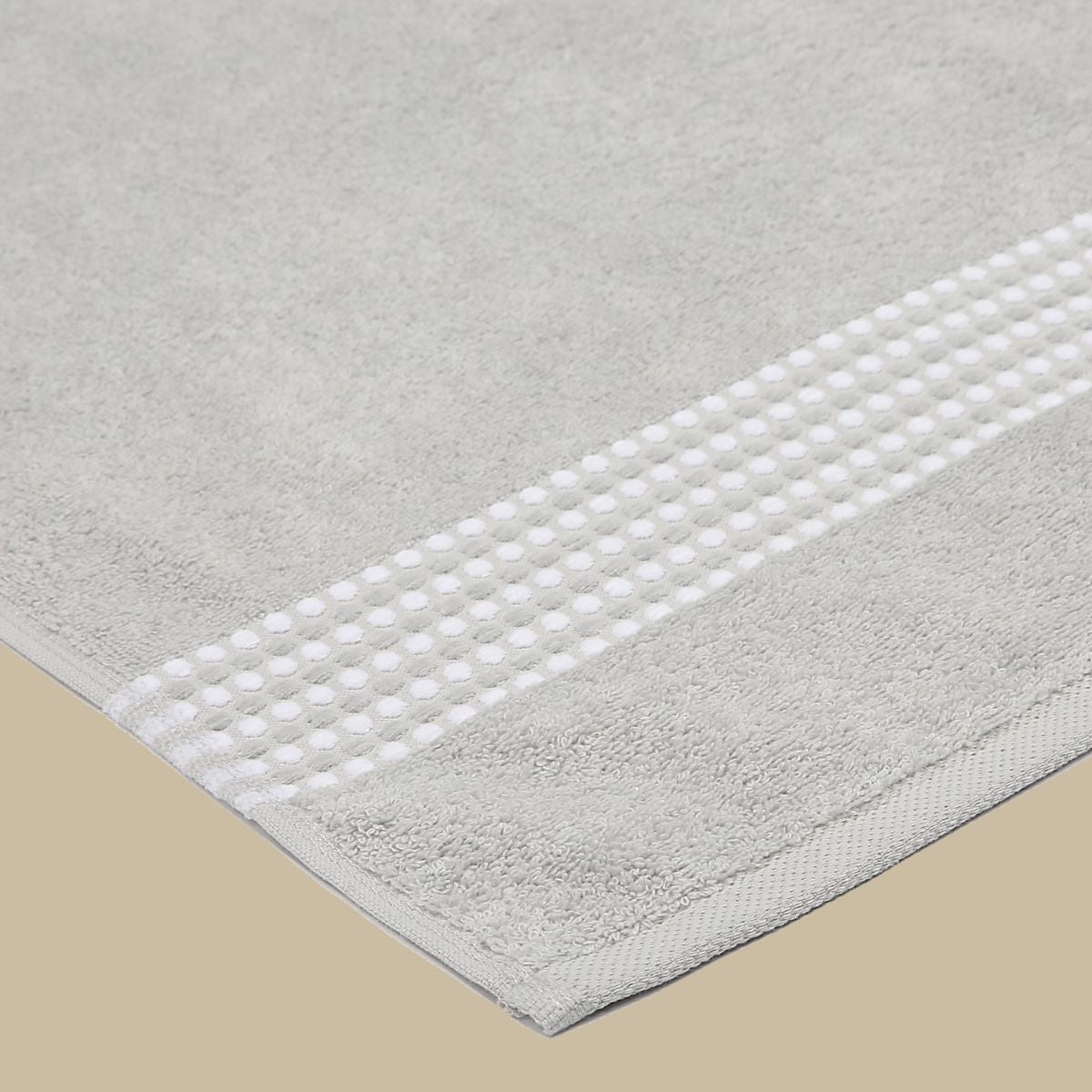 Prosop de baie din bumbac 100%, 70x140 cm, Densitate 460 gr/m²,Maisonette Classy, gri deschis