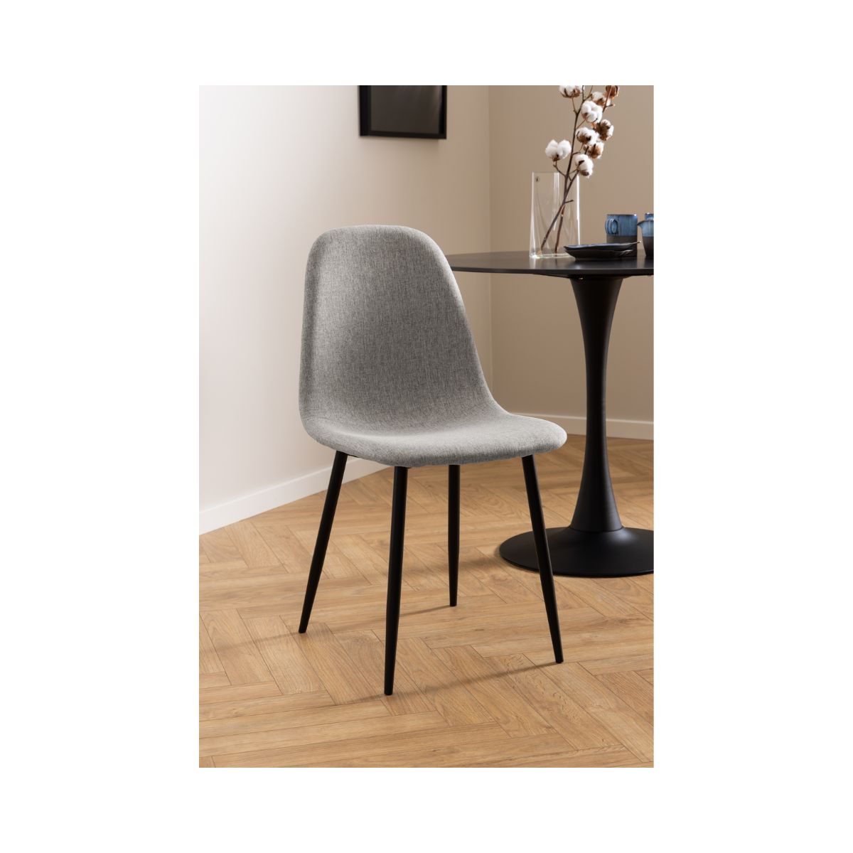 Scaun dining gri deschis din textil si metal Celia Actona