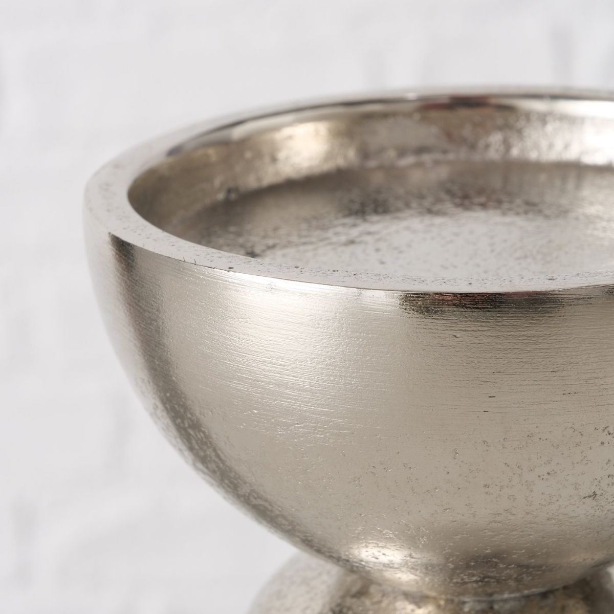 Set 2 suporturi de lumanare argintii din metal 17 / 12 cm Cylin Boltze, 4, hectarul.ro