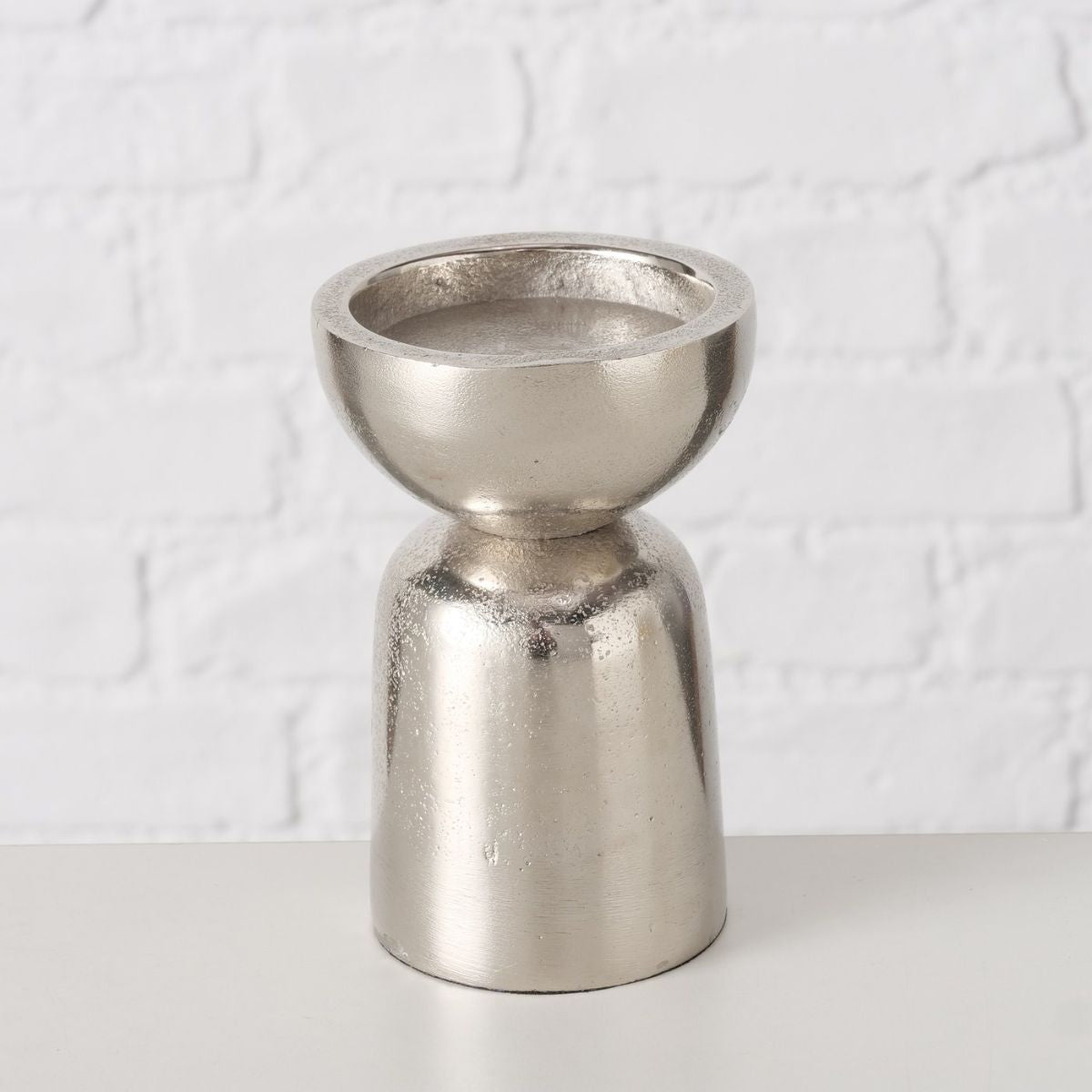 Set 2 suporturi de lumanare argintii din metal 17 / 12 cm Cylin Boltze, 6, hectarul.ro