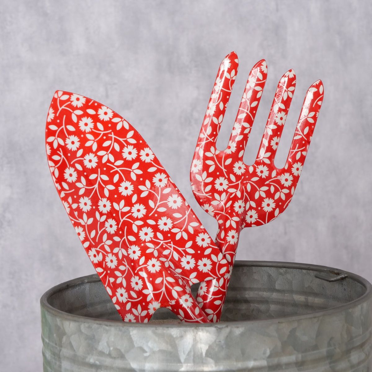 Set 2 unelte pentru gradinarit, rosu/alb din metal Lilly Boltze
