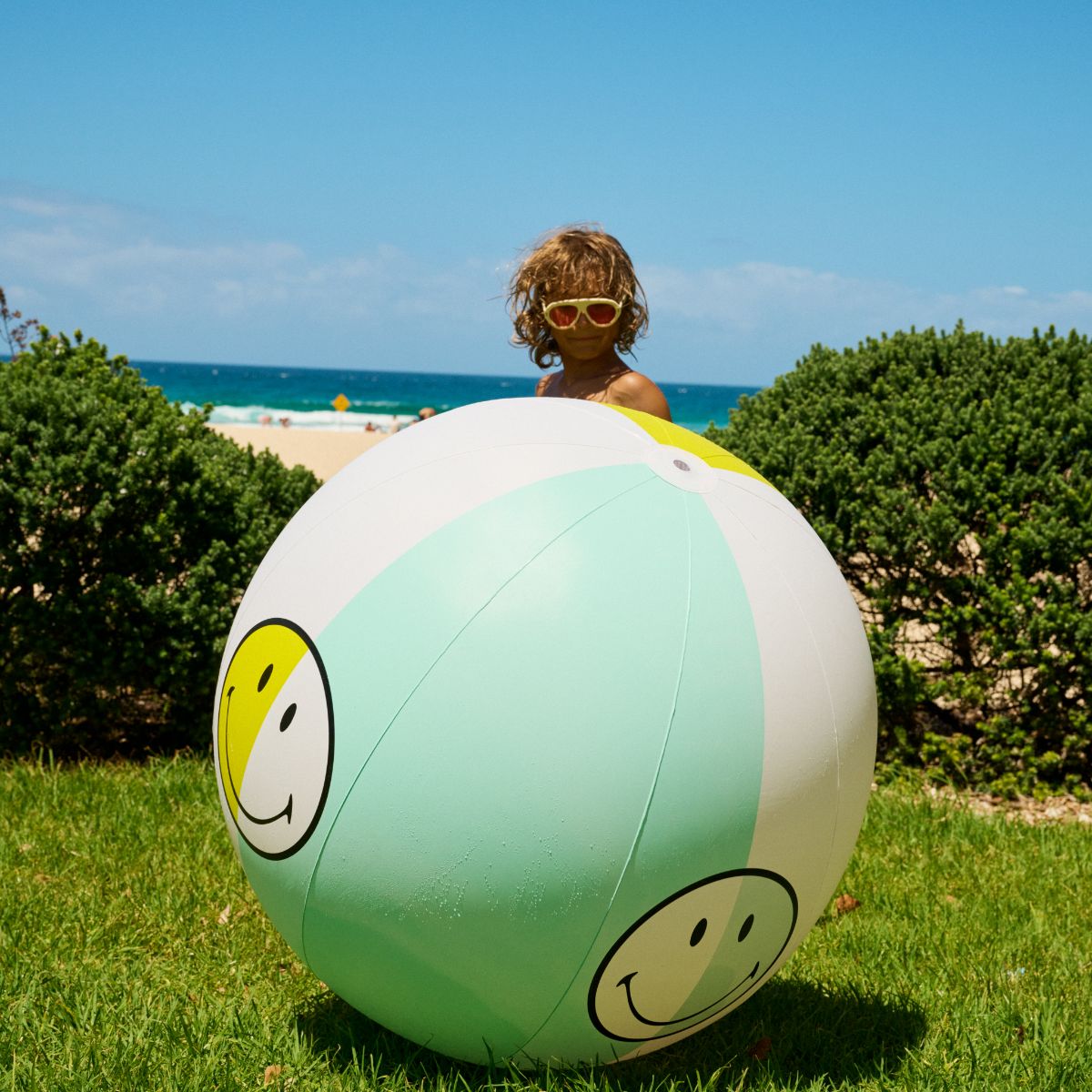 Stropitoare gonflabila 80 cm Sunnylife Smiley