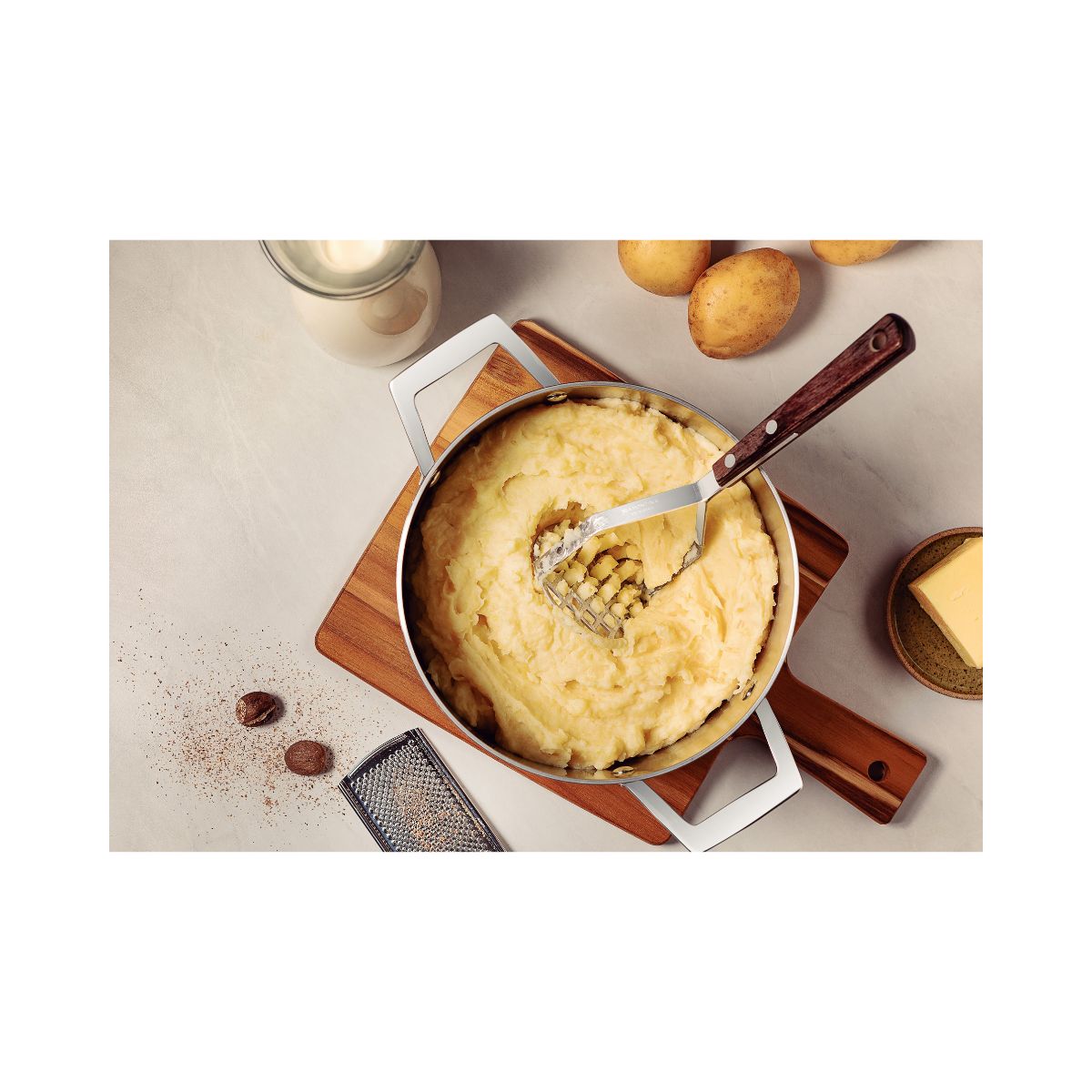 Zdrobitor de cartofi 24 cm din inox si lemn Landhaus Tramontina, 5, hectarul.ro